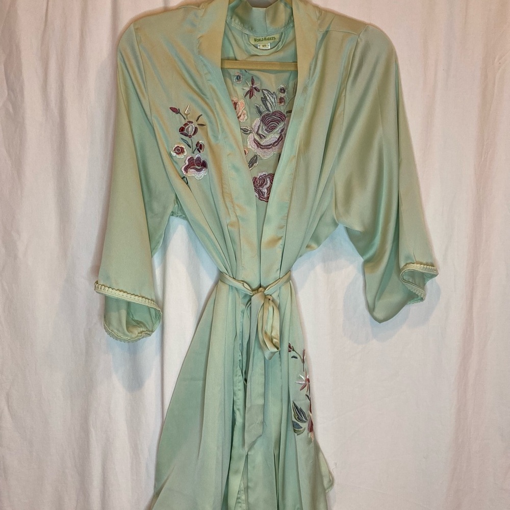 Cost Plus World Market Mint Satin Embroidered Kimono Robe